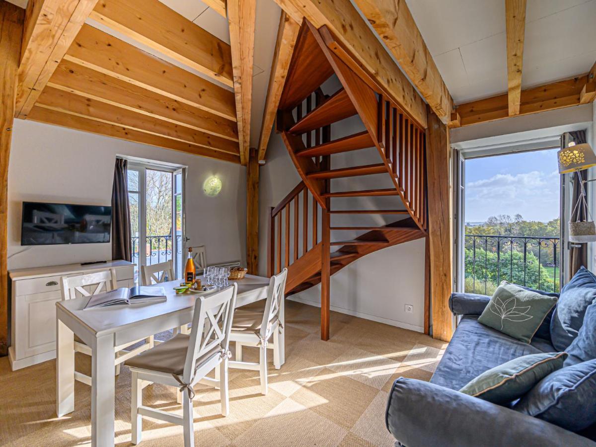 Apartment Le Chateau De Kergonano-13 By Interhome Baden Dış mekan fotoğraf